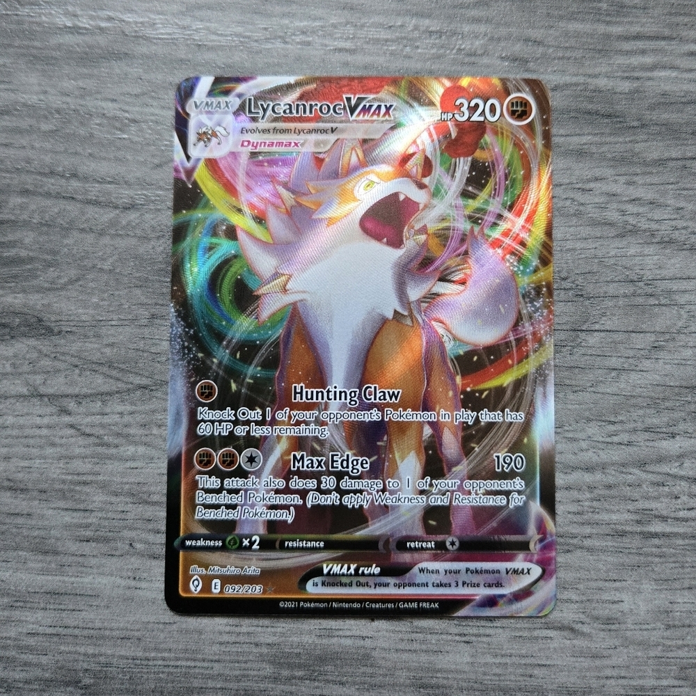 Lycanroc VMAX #92 Pokemon Evolving Skies Holo Card